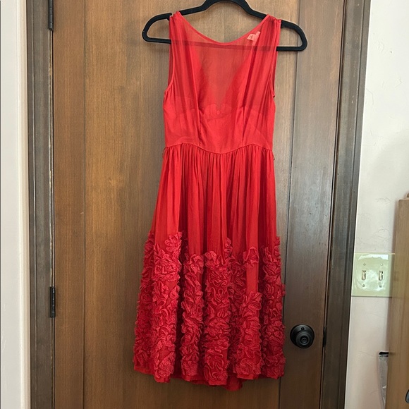 Dresses & Skirts - Vintage style Red Sleeveless Dress with Floral Details size XS